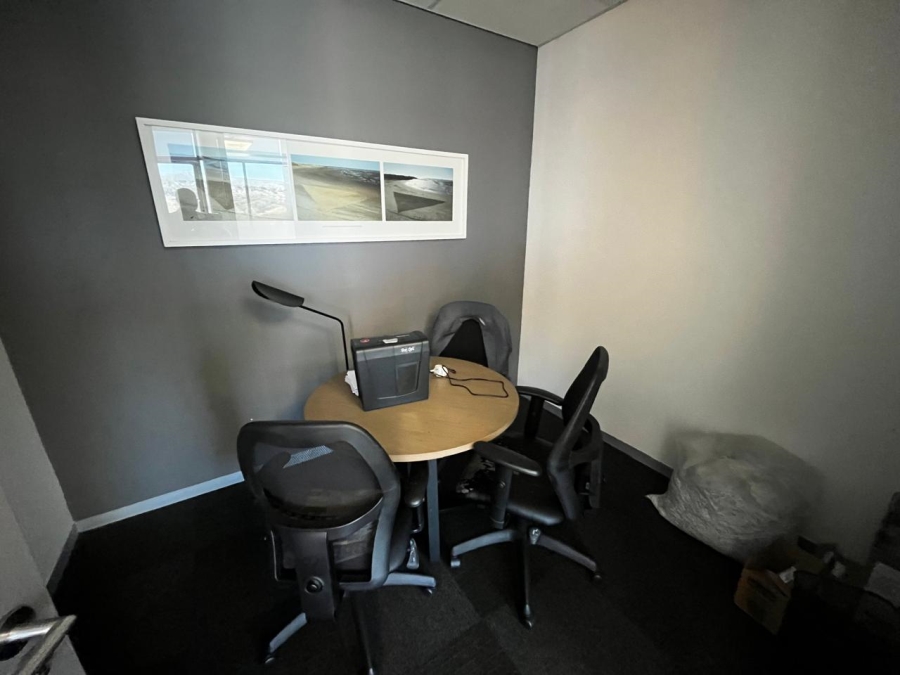 To Let commercial Property for Rent in Bo Oakdale Western Cape